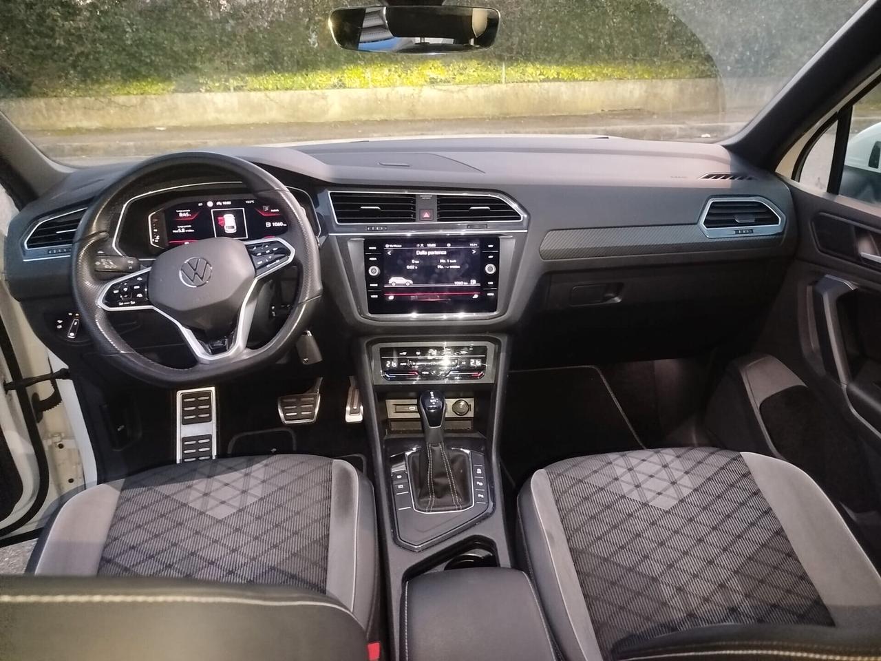 VW Tiguan 2.0 TDI 150 CV DSG R LINE