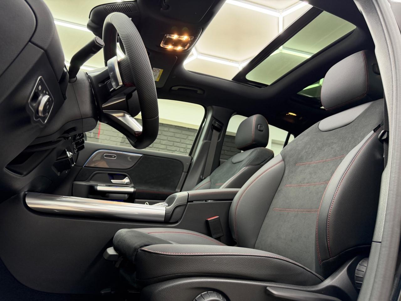 Mercedes GLA 200d AMG Premium KM0 ITALIANA UFFICIALE