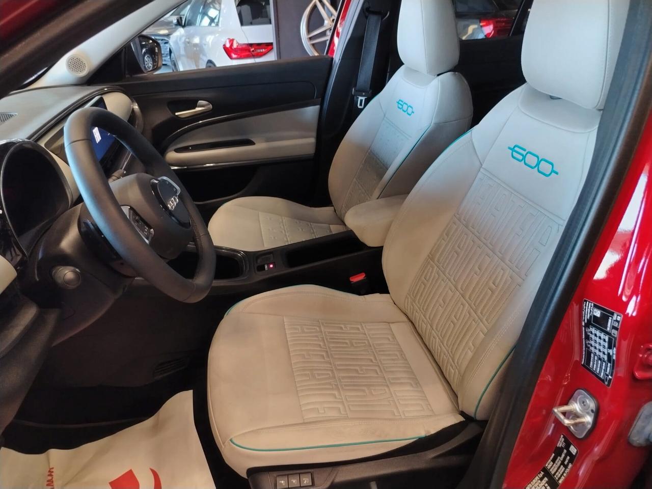 FIAT 600 (2023-->) 600 Hybrid 145 CV DCT MHEV