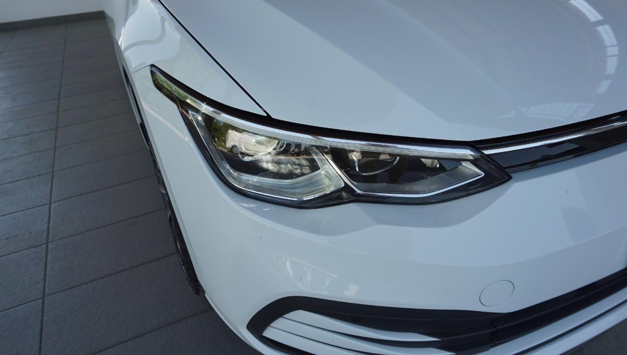 Volkswagen Golf 1.0 etsi evo Life 110cv dsg