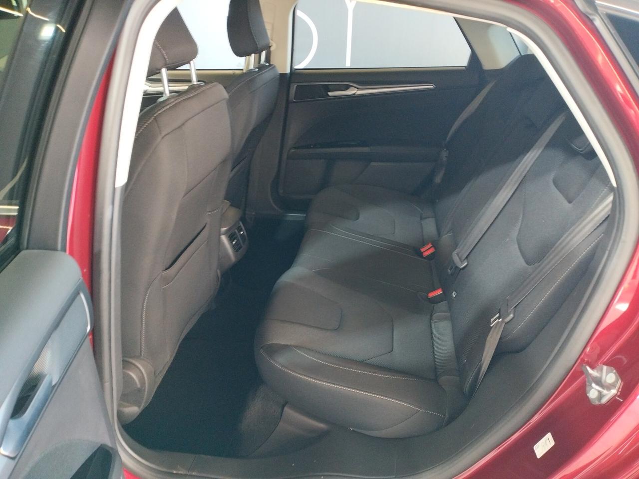Ford Mondeo 5p 2.0 tdci Titanium s