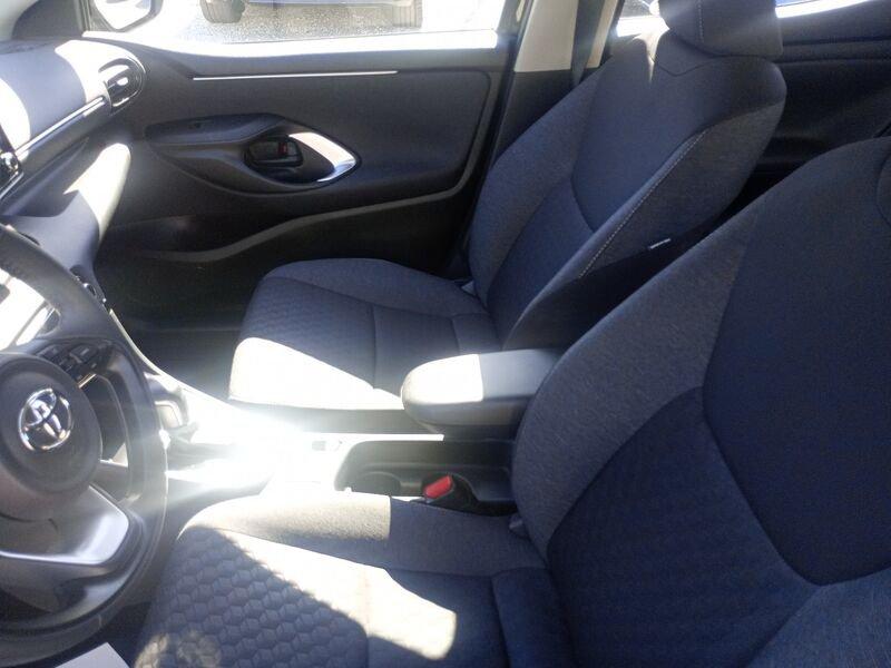 Toyota Yaris IV 2020 1.5h Trend