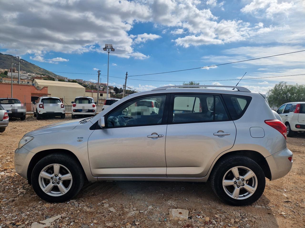 Toyota RAV 4 RAV4 2.2 D-4D 136 CV Luxury