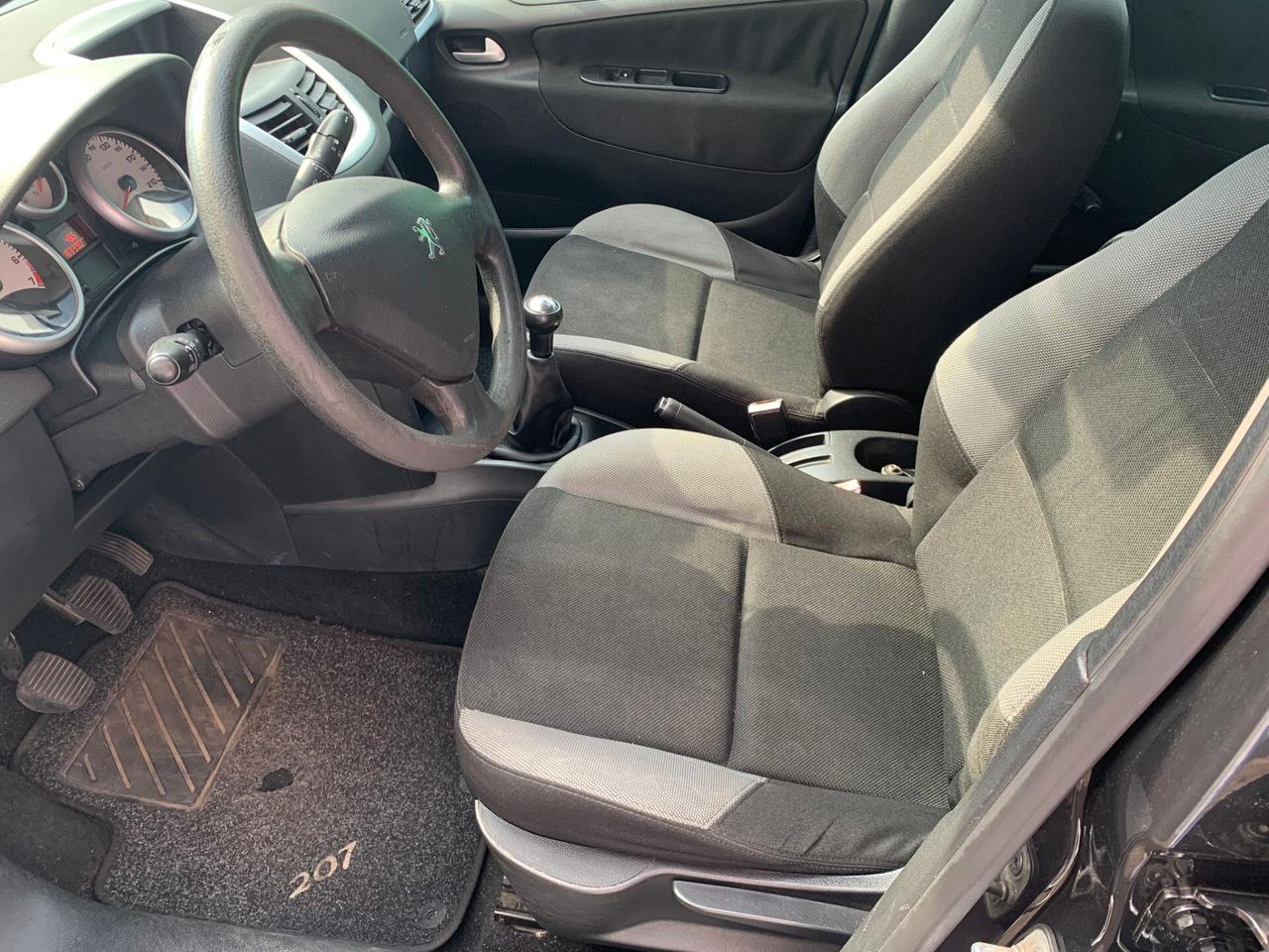 Peugeot 207 1.4 8V 75CV SW X Line ECO GPL