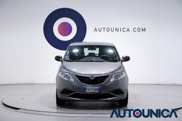 LANCIA Ypsilon 1.2 69 CV 5 PORTE GPL ECOCHIC SILVER NEOPATENTATI