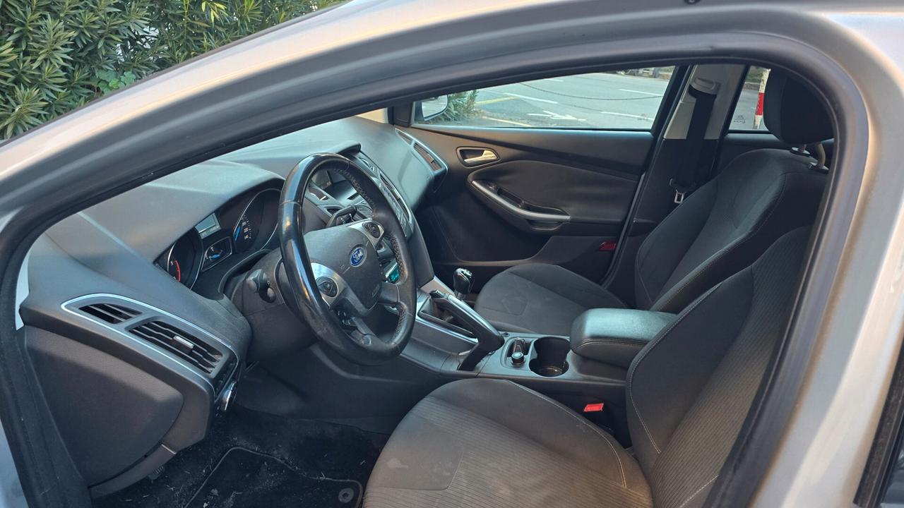 Ford Focus 1.6 TDCi (110CV) 5p. Tit. DPF