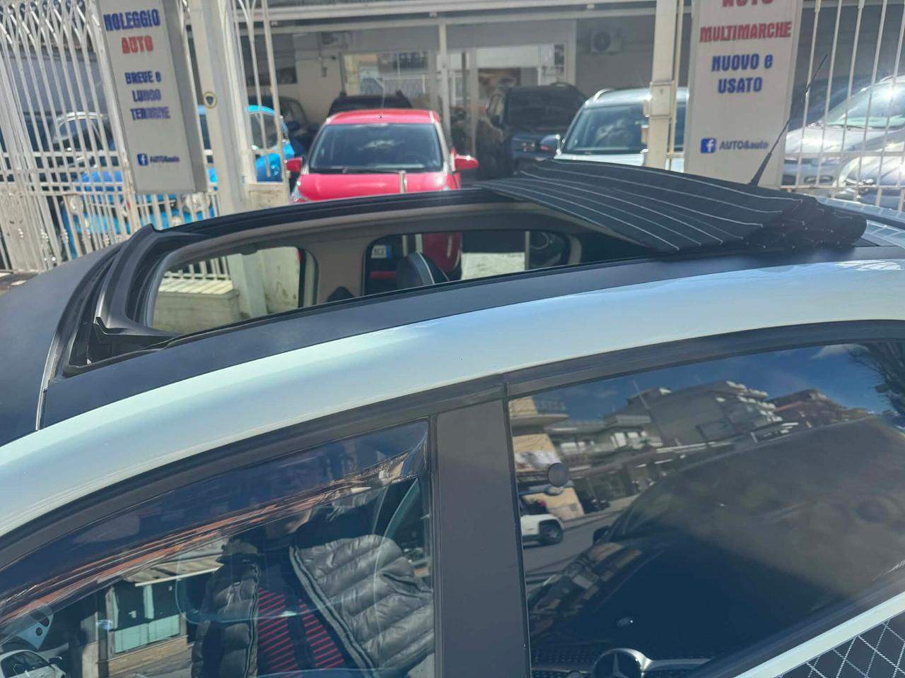 Renault Twingo SCe Stop&Start La Parisienne