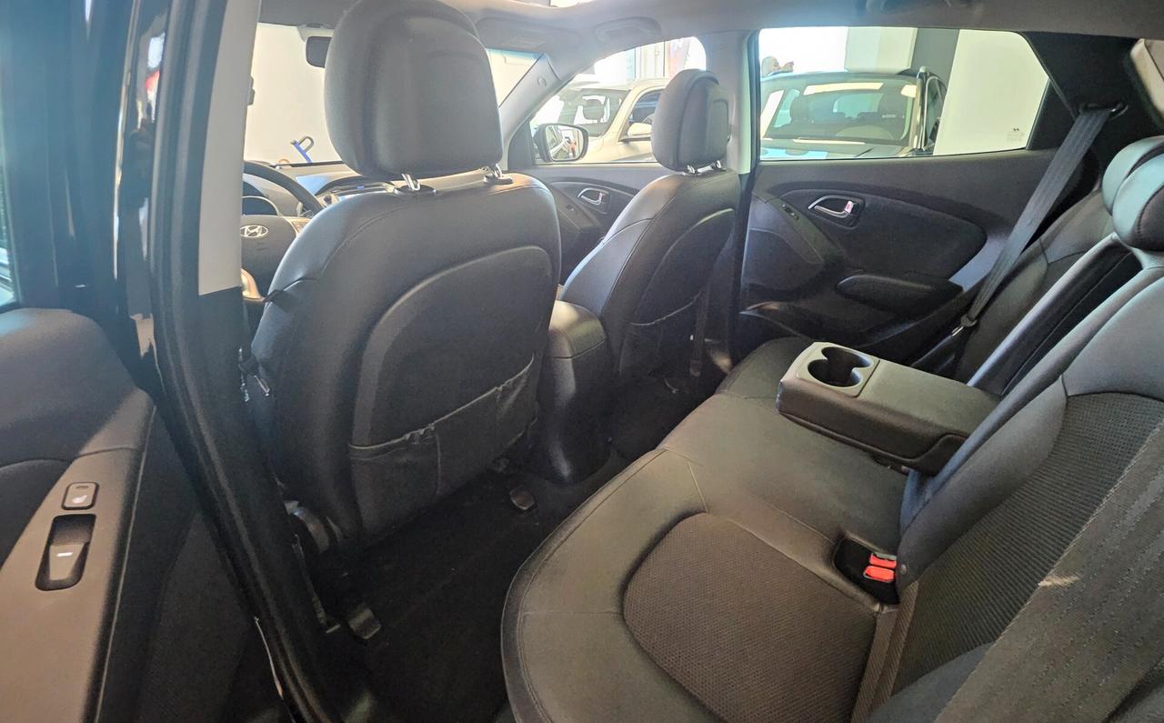 Hyundai iX35 1.7 CRDi 2WD Xpossible TETTO APRIBILE