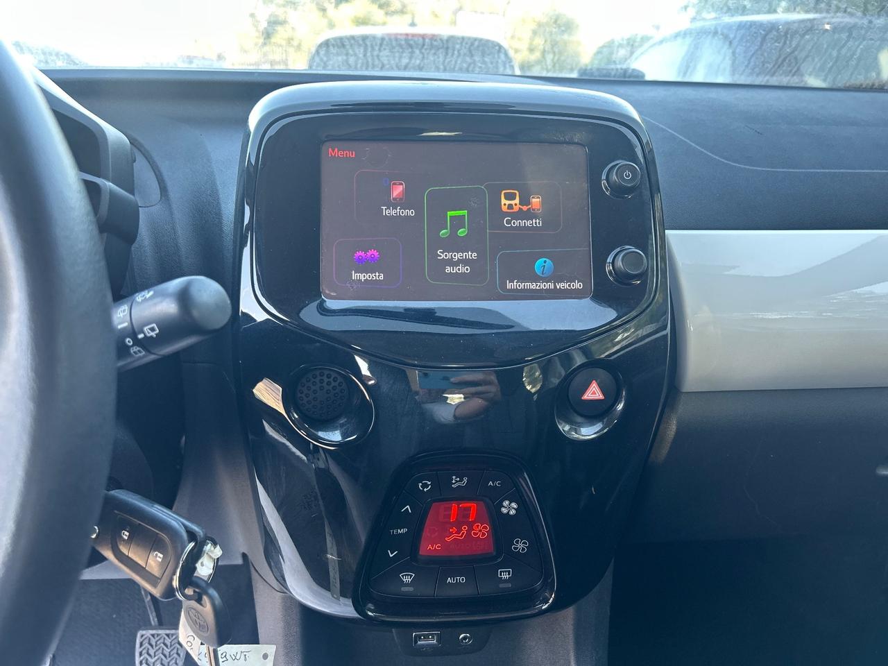 Toyota Aygo 1.0 *77000KM* X-WAVE FULL