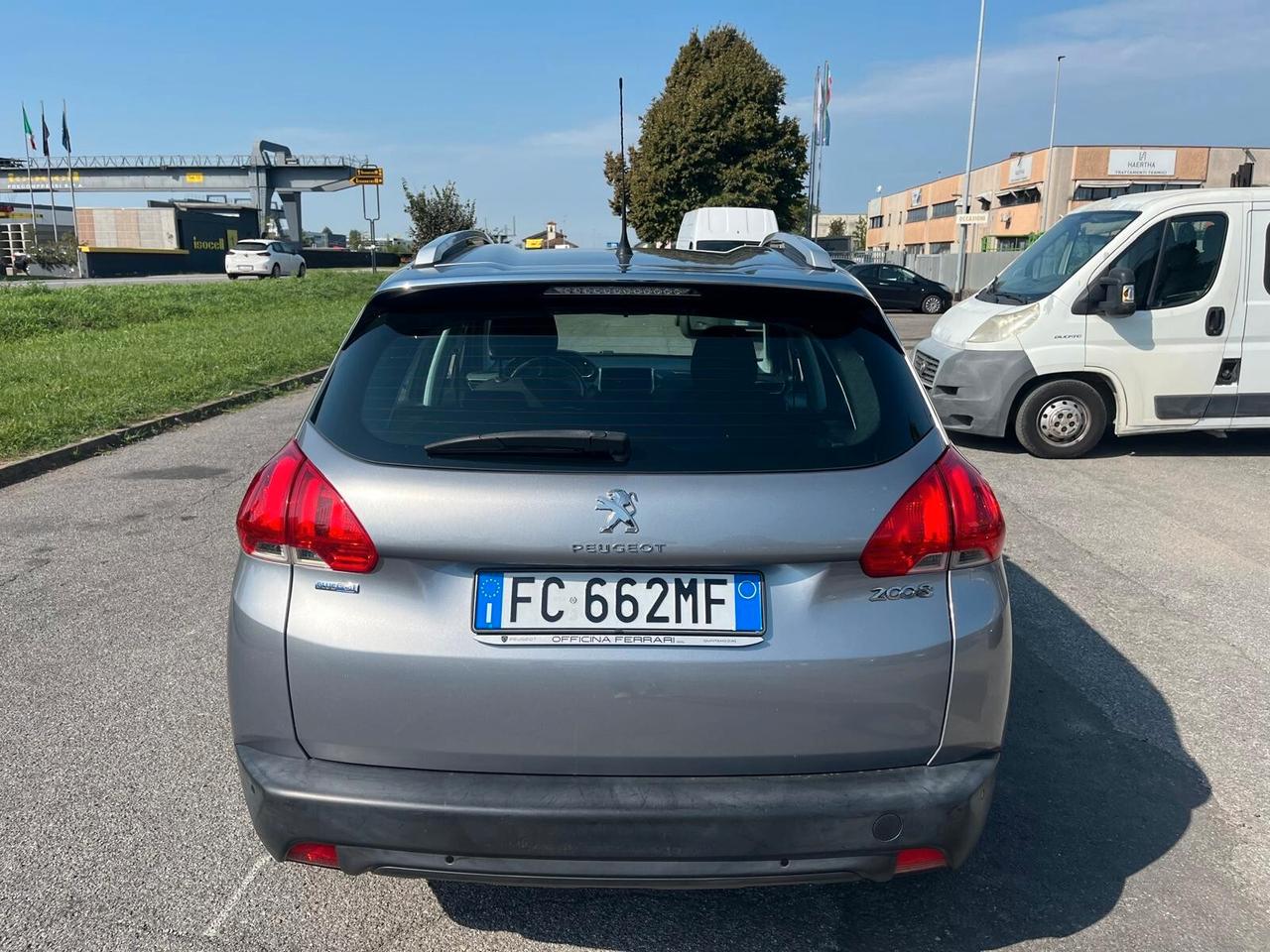Peugeot 2008 BlueHDi 100 Active **NEOPATENTATI**