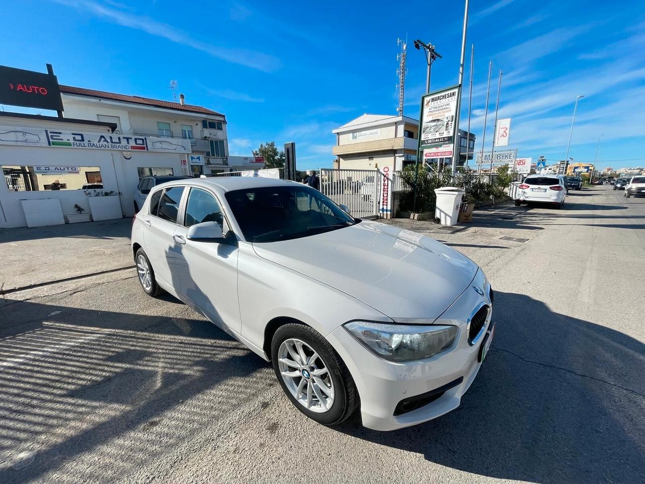 Bmw 116 116d 5p. Advantage