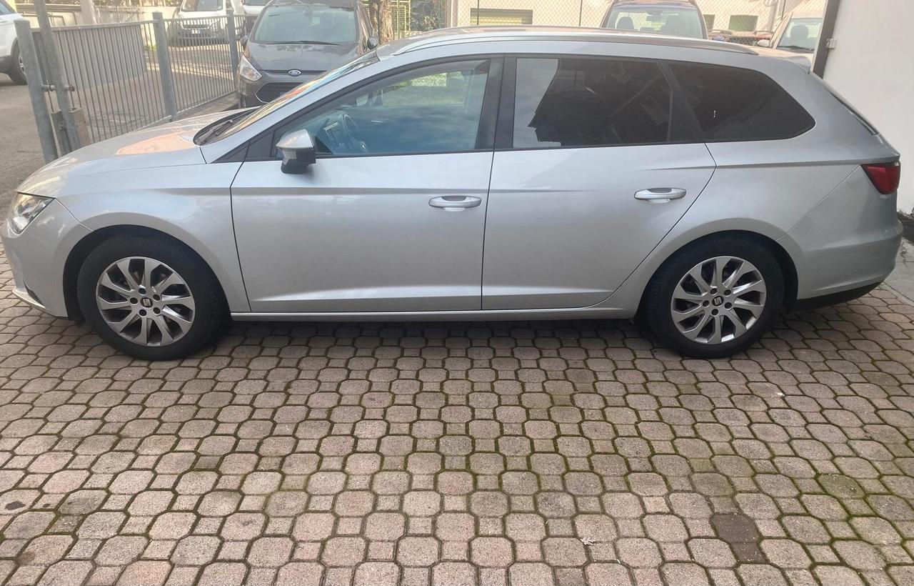 Seat Leon 1.6 TDI 105 CV ST Business NAVI