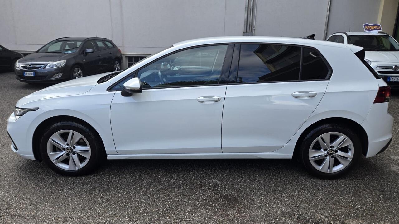 Volkswagen Golf 2.0 TDI SCR Style Neopatentati