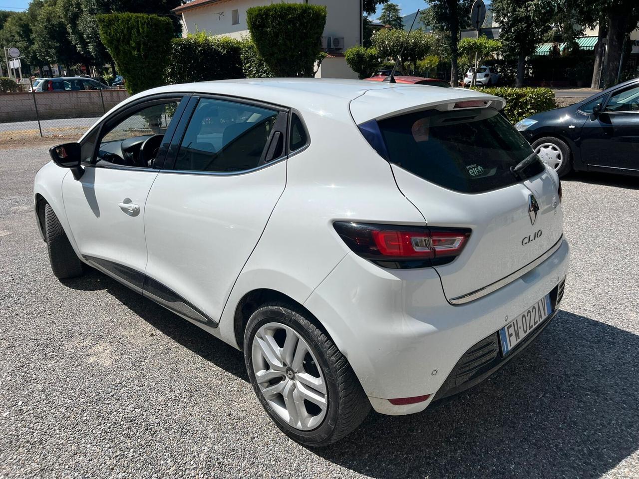 Renault Clio dCi 8V 90 CV 5 porte Moschino Intens ok neopatentati