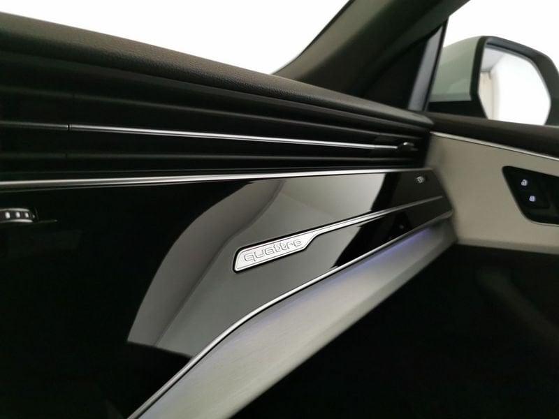Audi Q8 50 3.0 tdi mhev Sport quattro tiptronic