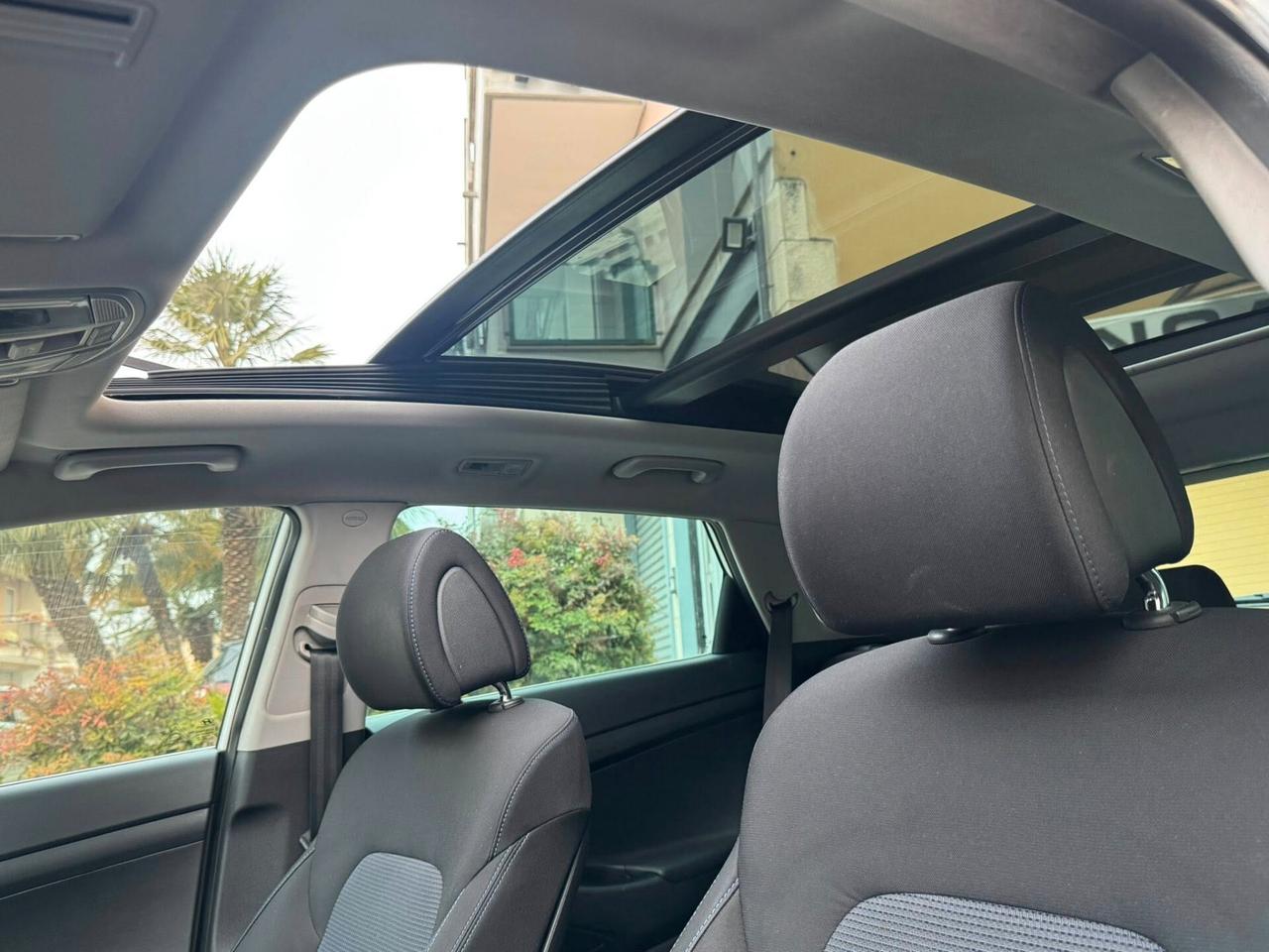 HYUNDAI TUCSON 1.7 CRDI 115 CV. TETTO APRIB.+NAVI