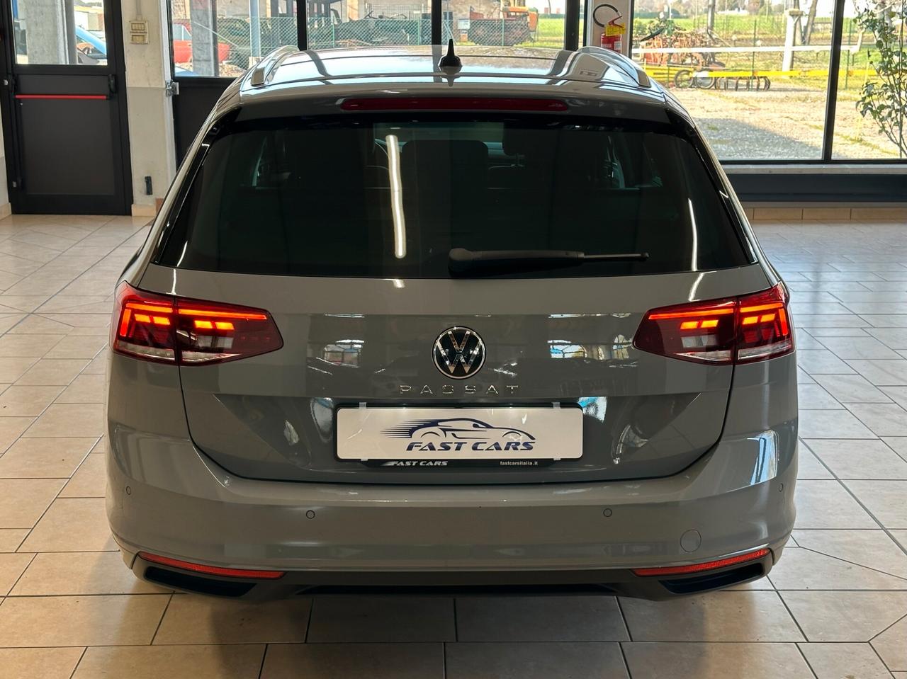 VOLKSWAGEN PASSAT VARIANT 2.0 TDI DSG BUSINESS *CARPLAY*LED*TENDINE*