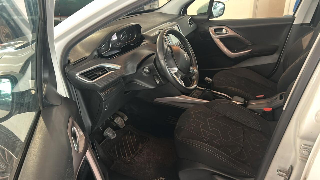 PEUGEOT 2008 benzina 1200 CV 82 Km 93.900 garanzia 12 mesi