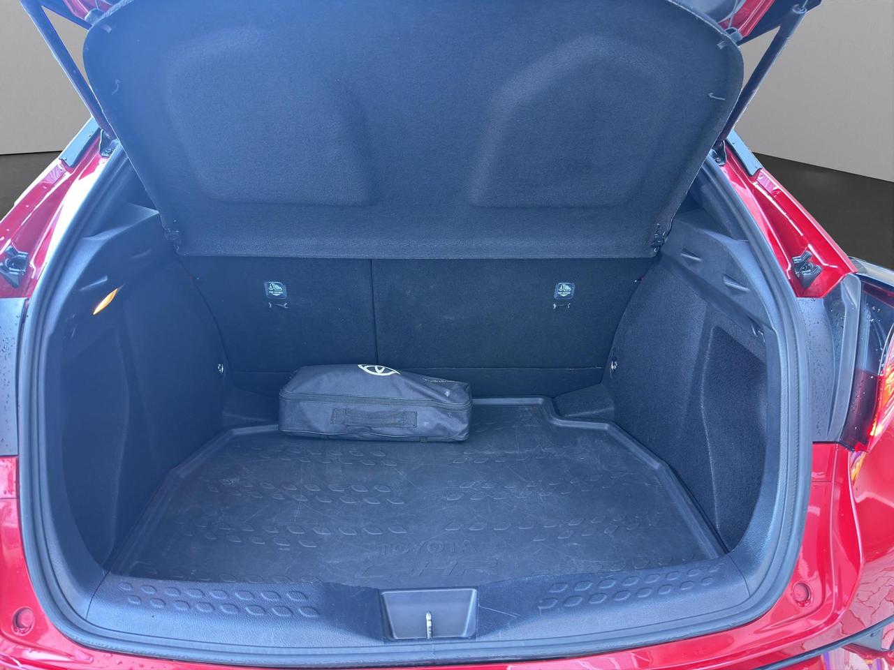 Toyota C-HR 1.8h Trend e-cvt