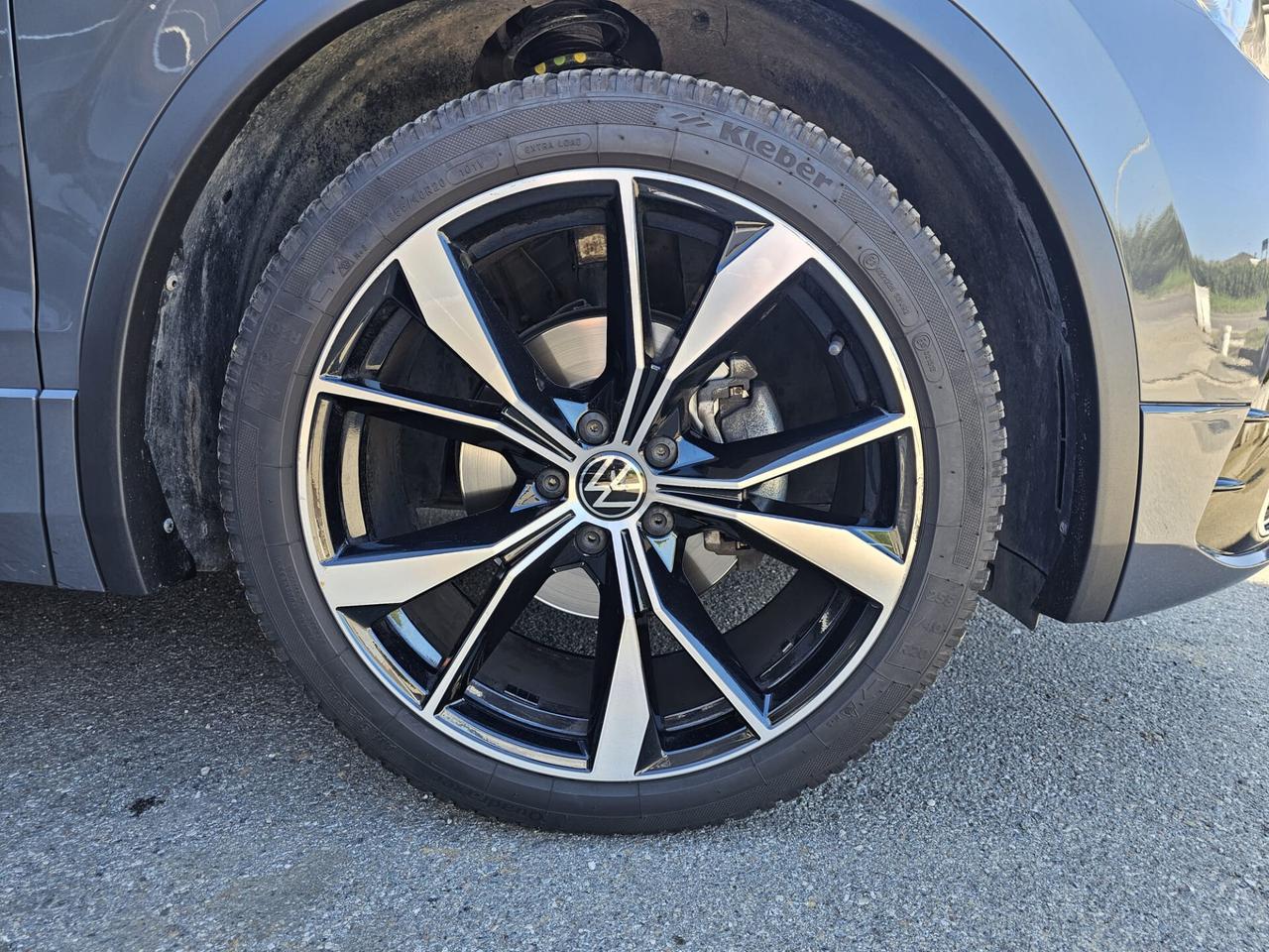 Volkswagen Tiguan 1.5 TSI 150 CV DSG ACT R-Line