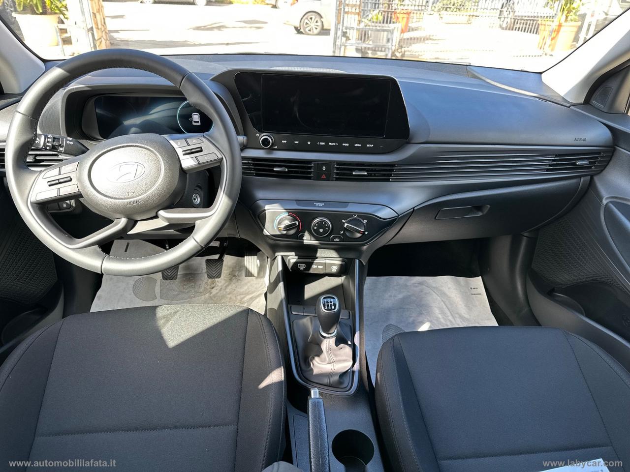 HYUNDAI i20 1.2 MPI MT Connectline KM ZERO