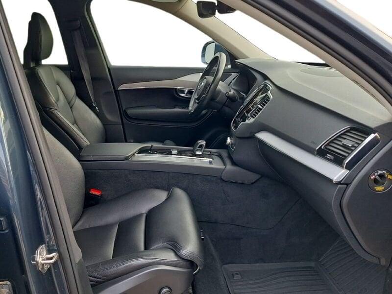 Volvo XC90 B5 235+14 CV AWD Automatica Mild Hybrid Diesel 7 posti Momentum Pro