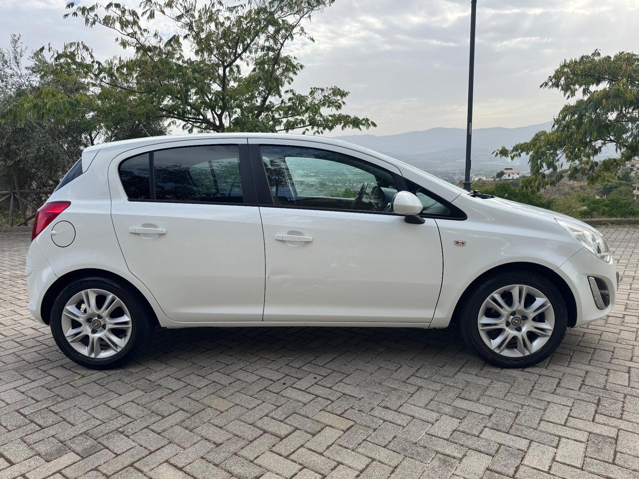 Opel Corsa 1.3 CDTI 95CV ecoFLEX 2012