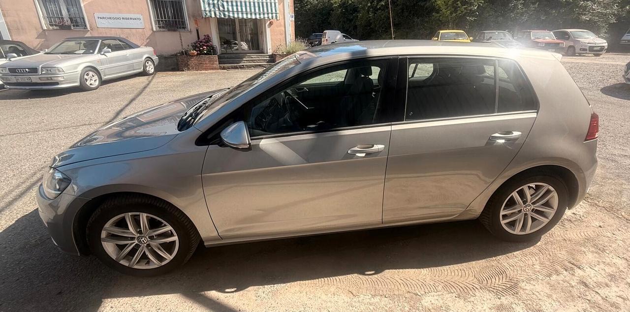 Volkswagen Golf Variant 1.6 TDI 115 CV DSG Business BlueMotion Tech.