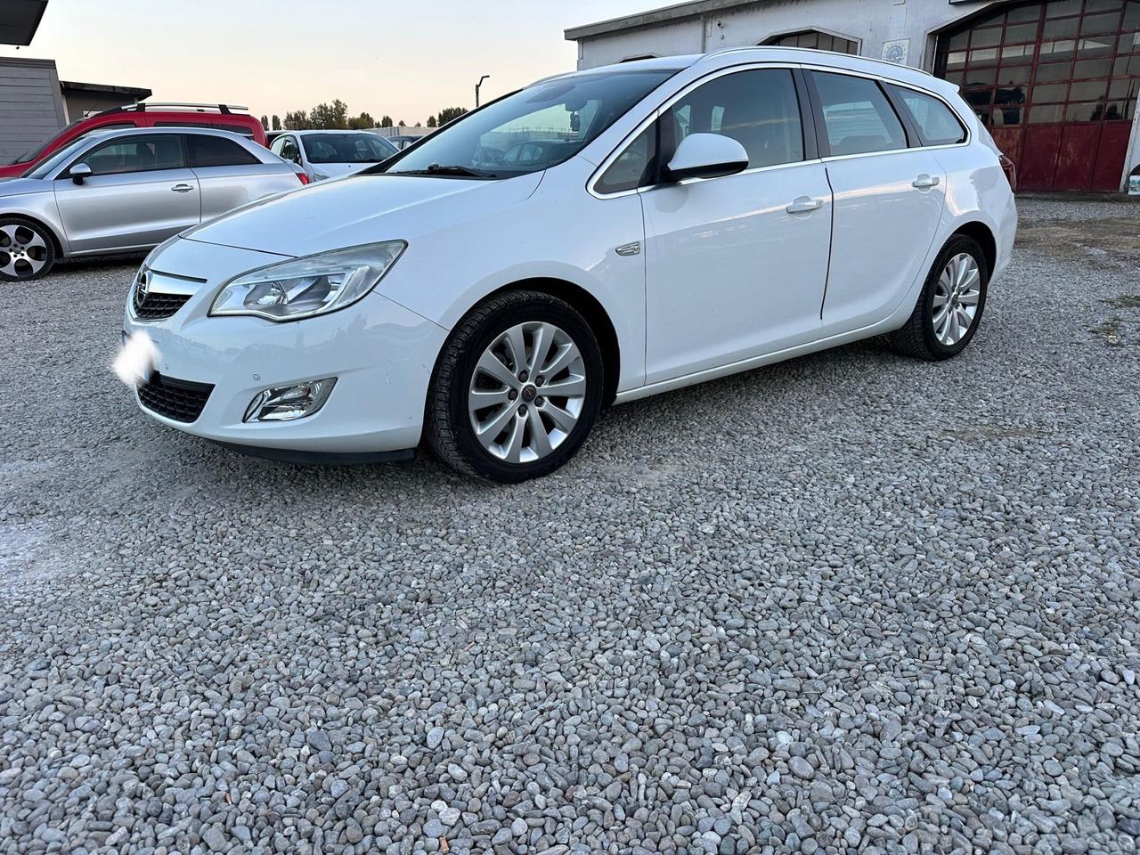 Opel Astra 1.7 CDTI 110CV Sports Tourer Cosmo