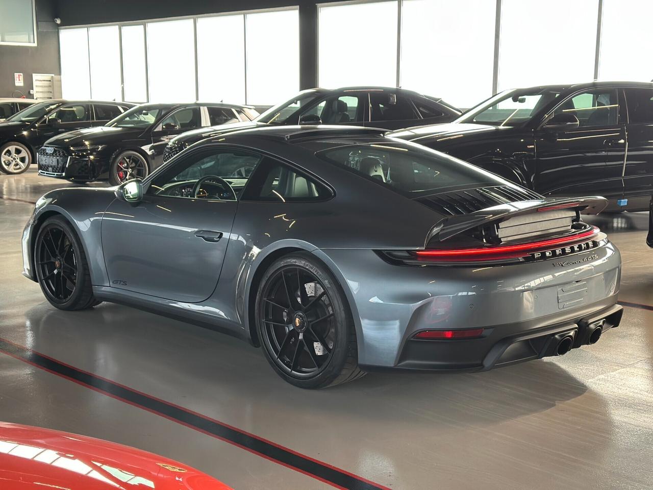 Porsche 911 Carrera 4 GTS Liftsystem
