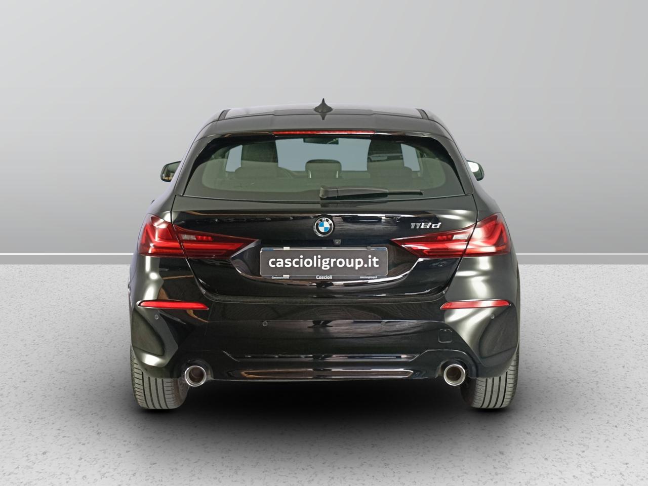 BMW Serie 1 F40 - 118d Business Advantage auto