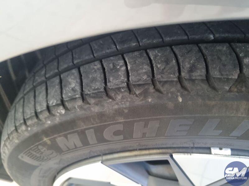 Peugeot 208 Style Puretech 75 S/S