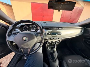 Alfa Romeo Giulietta 1.6 JTDm-2 105 CV Progression buone condizioni