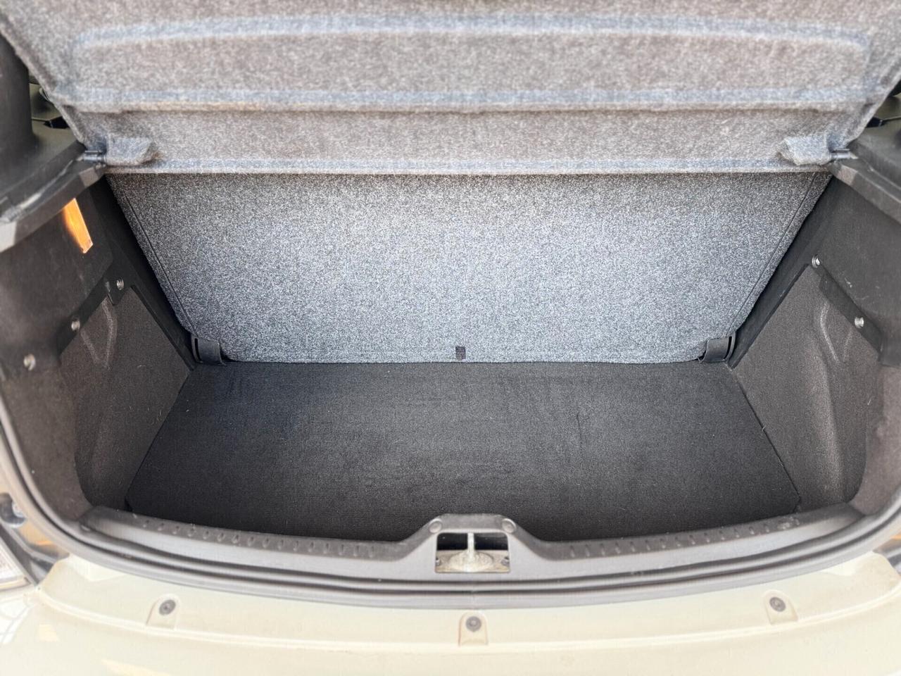 Lancia Ypsilon 1.2 Argento