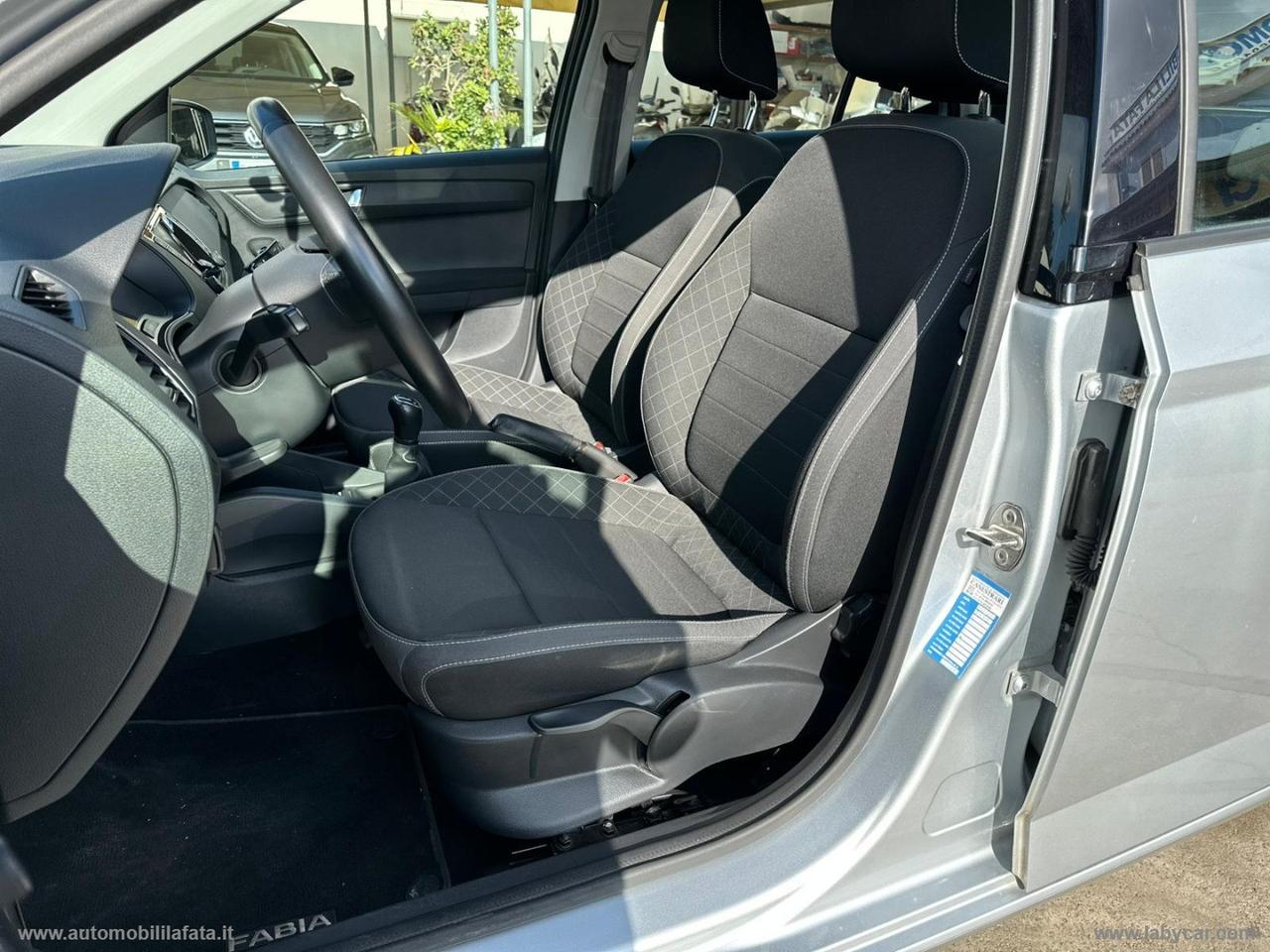 SKODA Fabia 1.0 MPI 60 CV Design Edition