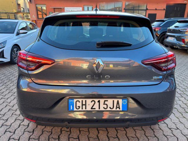 RENAULT Clio Full Hybrid E-Tech 140 CV Business