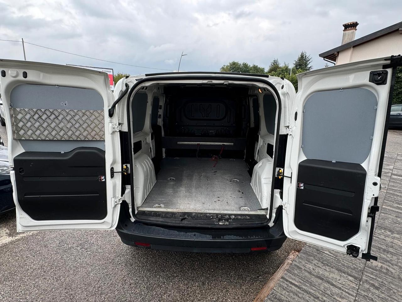 Fiat Doblo MAXI 1.6 M-JET CARGO