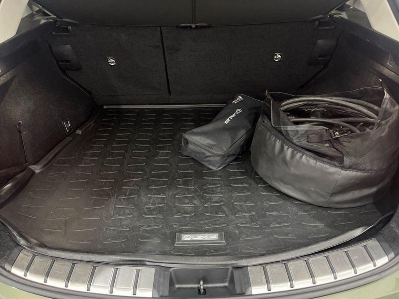 Lexus NX NX 450h+ 2.5 phev Premium+ 4wd e-cvt IVA ESPOSTA