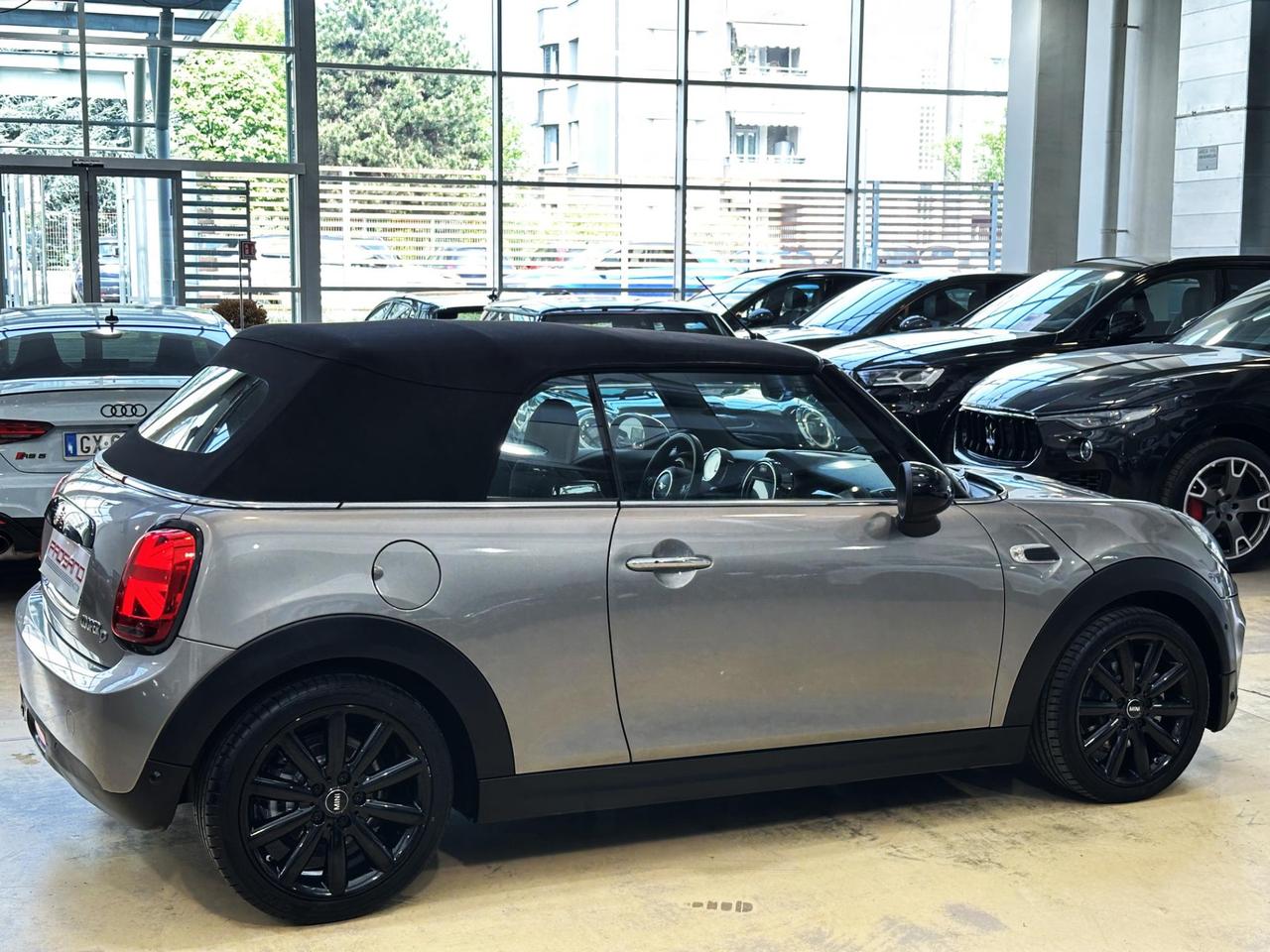 Mini Cabrio Cooper D Hype 1.5 Auto-LED-17"-Telecamera-Carplay-Pack Luci