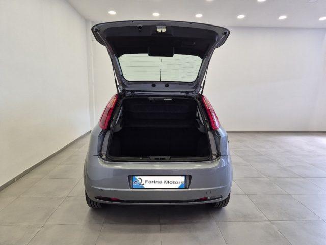 FIAT Grande Punto 1.4 5 porte Dynamic - NEOPAT. - Clima - Mp3