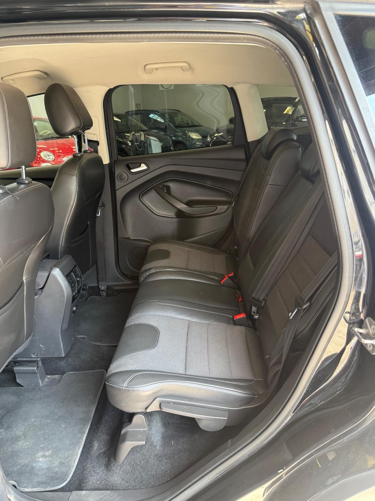 Ford Kuga 2.0 TDCI 150 CV S&S 4WD Vignale