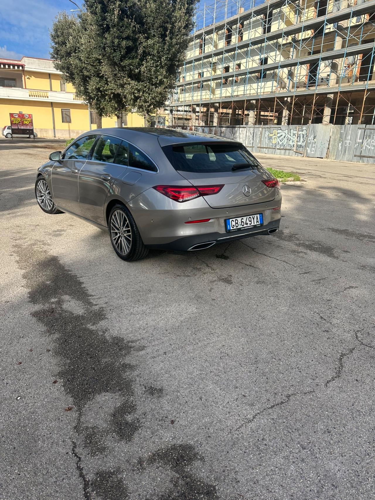 MERCEDES-BENZ CLA 200 d Automatic Shooting Brake