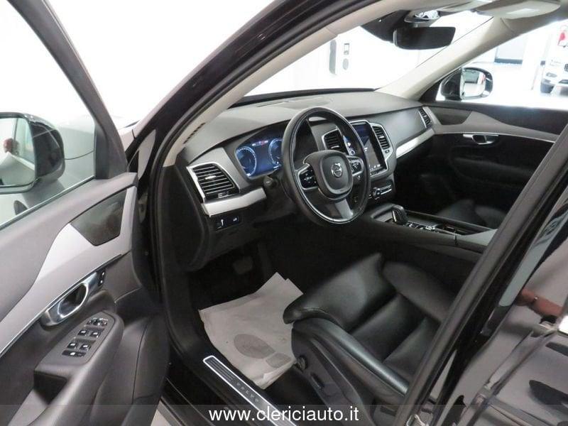 Volvo XC90 B5 (d) AWD Geartronic 7 posti Momentum Pro