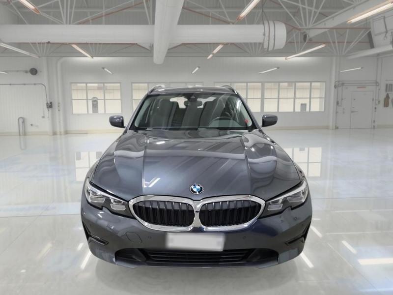 BMW 320 xDrive 48V Business Advantage Touring aut