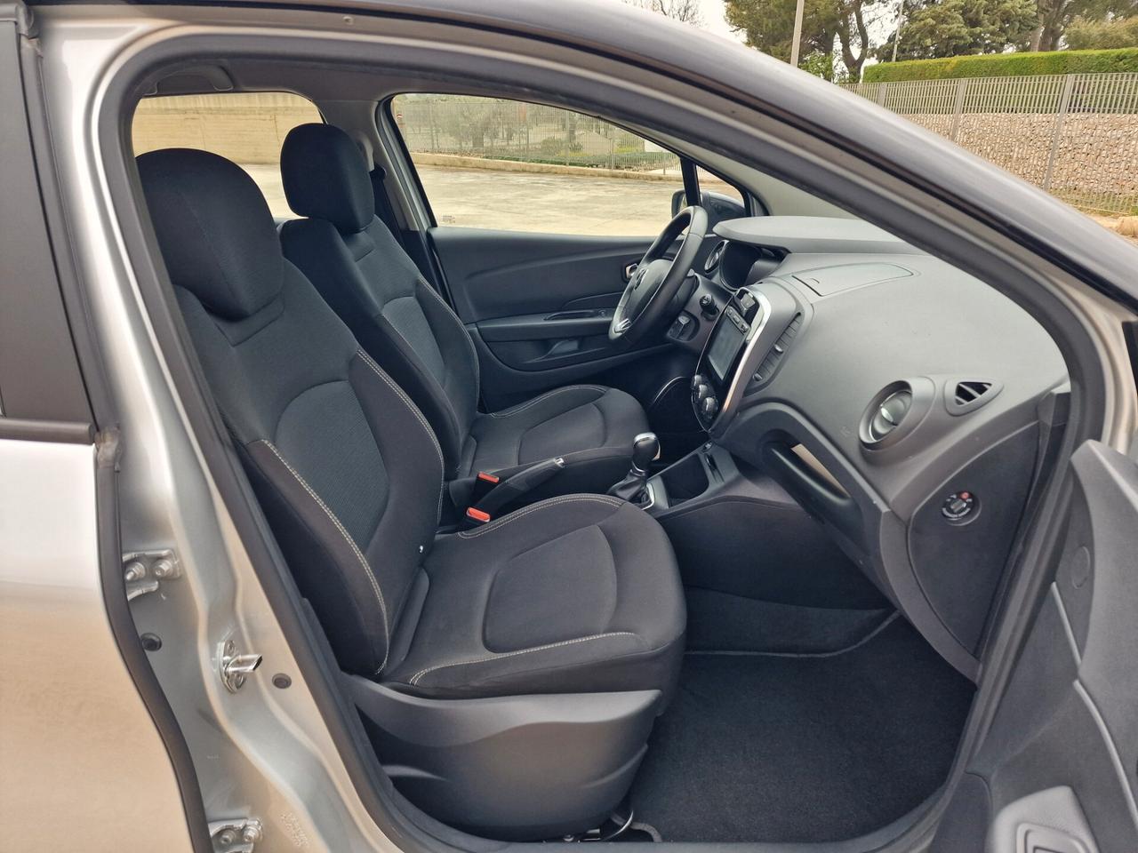 Renault Captur dCi 8V 90 CV EDC Start&Stop Sport Edition2