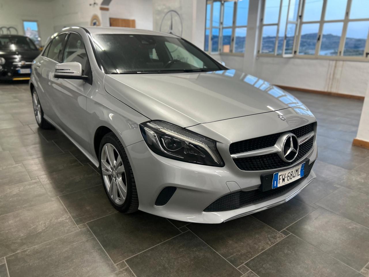 Mercedes-benz A 200 d Automatic Sport - 2017