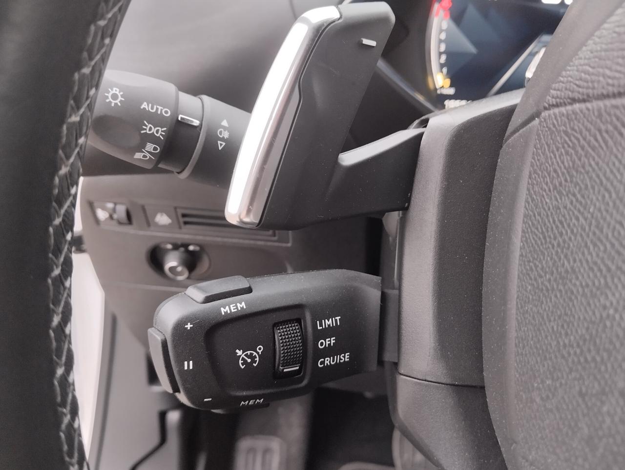 Ds DS3 3 CROSSBACK 130 EAT8 SO CHIC