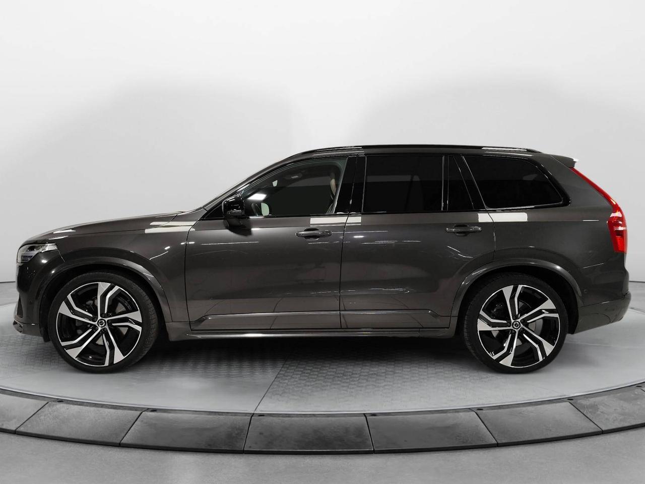 Volvo XC90 b5 Ultimate Dark awd 7 Posti