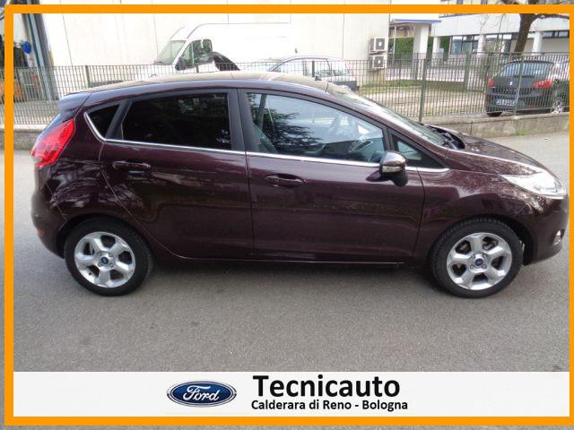 FORD Fiesta + 1.2 82CV 5 porte