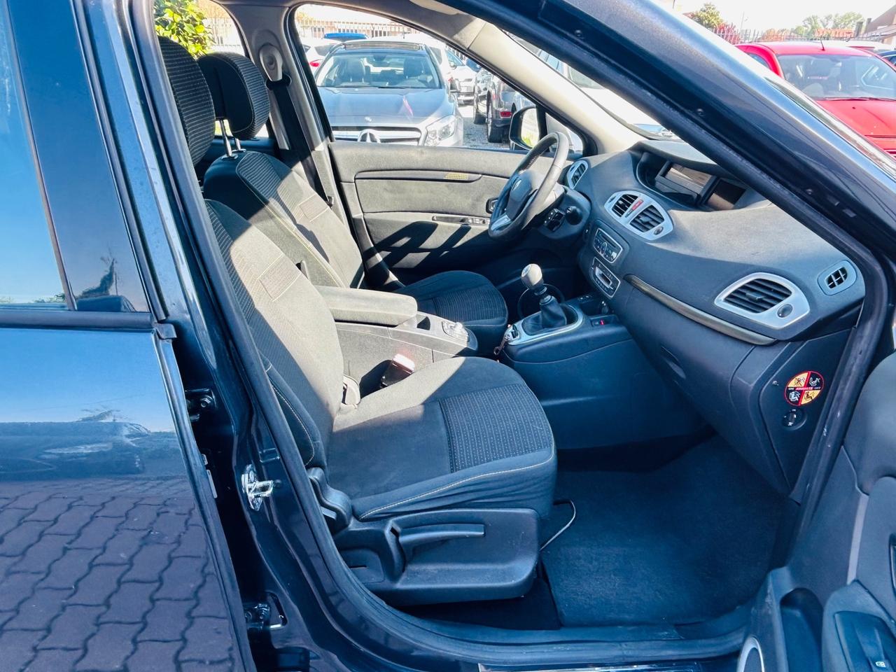 Renault Scenic Scénic X-Mod 1.5 dCi 110CV Luxe 7 POSTI